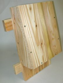 5. Arbeitsschritt: Fledermausnistkasten aus Holz