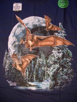 Motiv: Fledermaus T-Shirt "Hidden Bats"